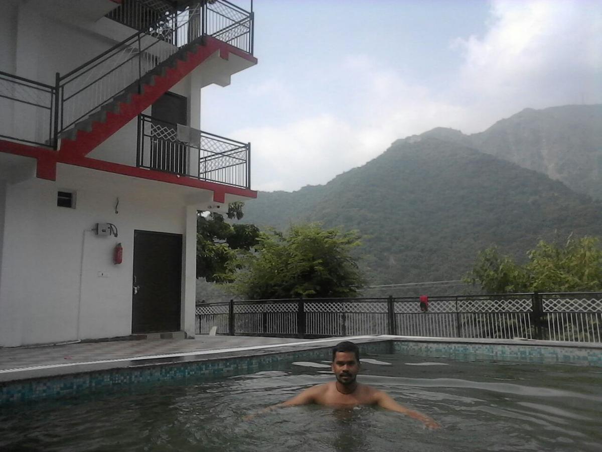 V Resorts Brv Resort Mussoorie Eksteriør bilde