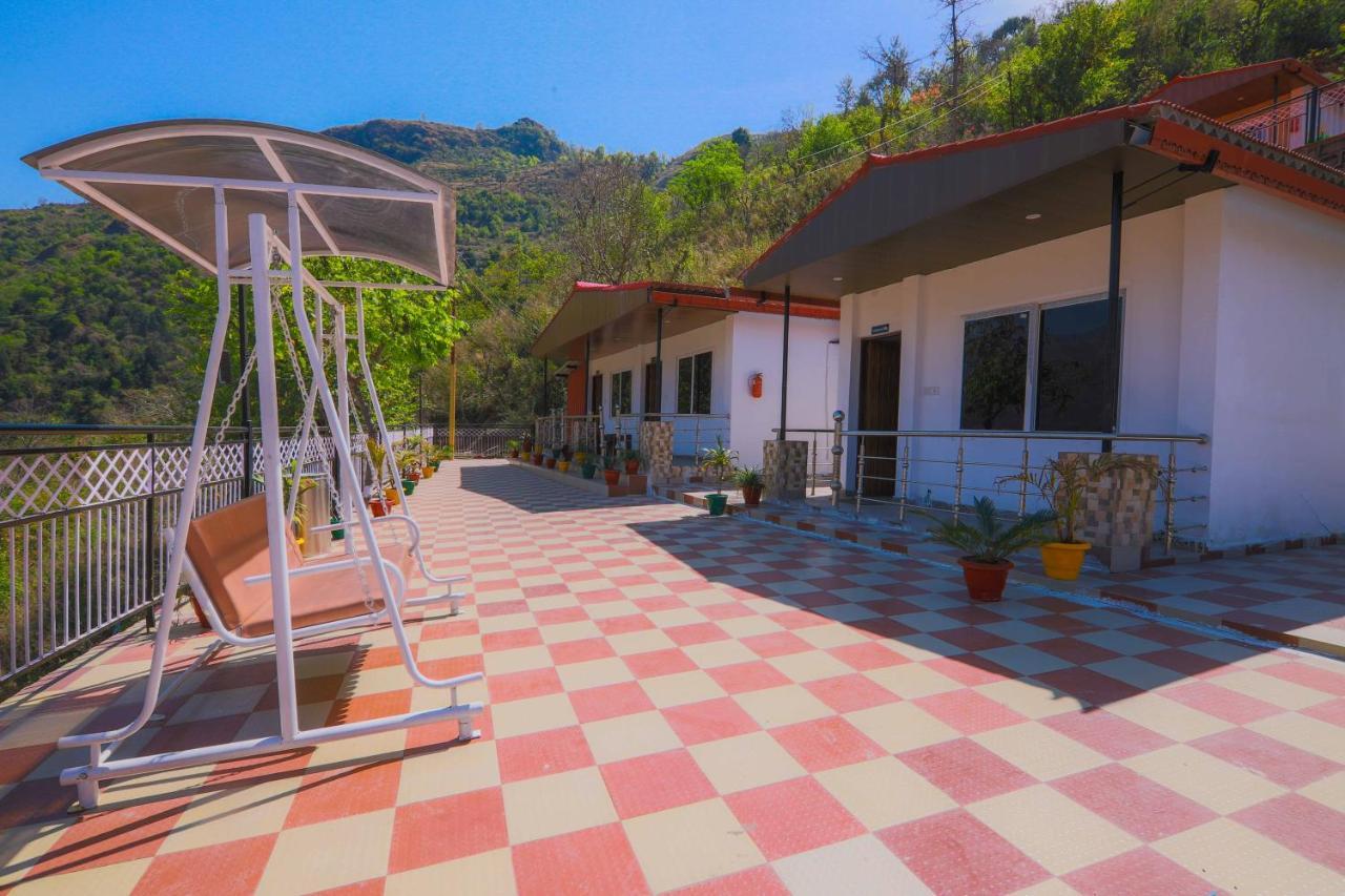 V Resorts Brv Resort Mussoorie Eksteriør bilde