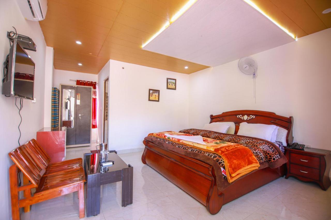 V Resorts Brv Resort Mussoorie Eksteriør bilde